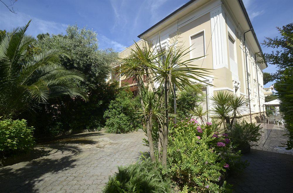Hotel Gigliola Camaiore Eksteriør bilde